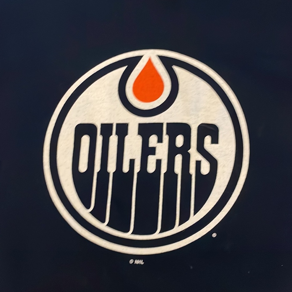 T-shirt McDavid Edmonton Oilers Connor McDavid #97 NHL Hockey Mens Medium NHLPA - Picture 2 of 6